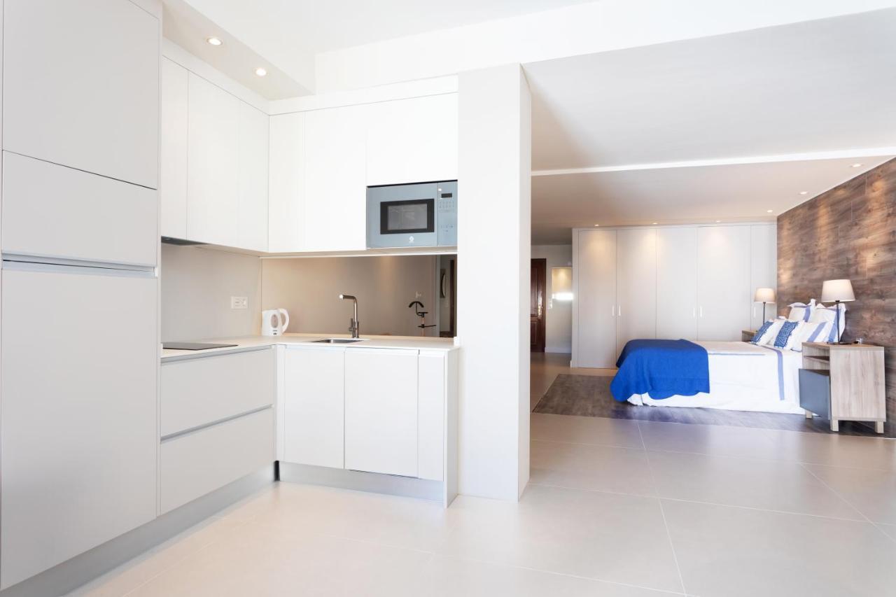 Rooms & Suites Loft 2H Deluxe Edition Arrecife エクステリア 写真