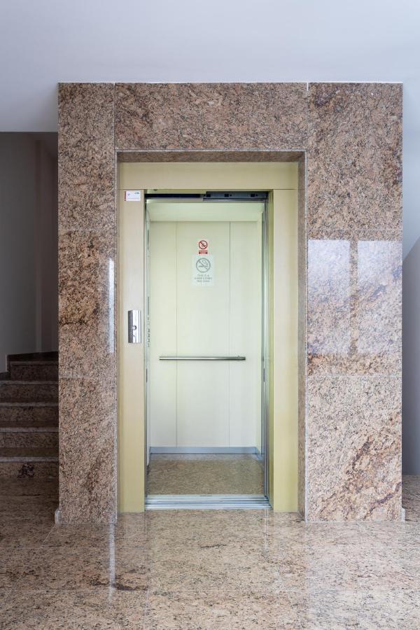 Rooms & Suites Loft 2H Deluxe Edition Arrecife エクステリア 写真
